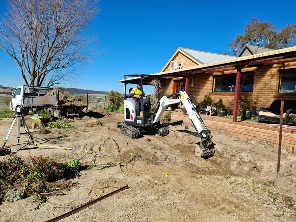 Grounds maintenance work across the Bathurst and Central West region